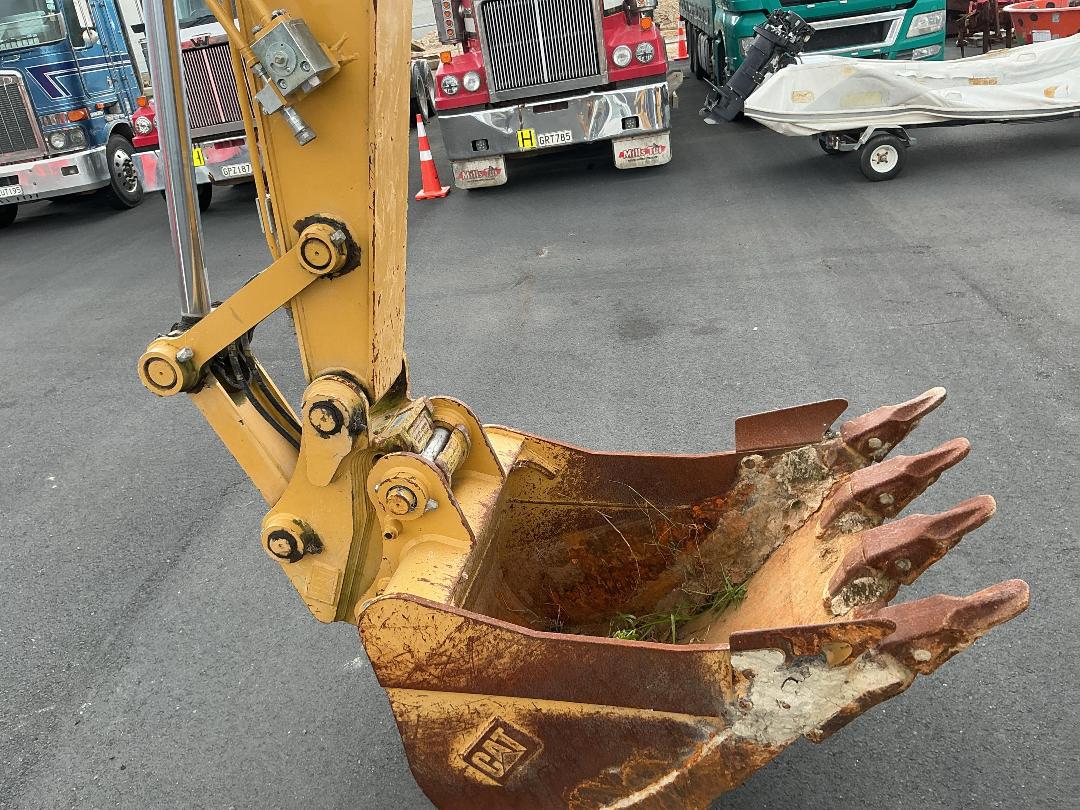 Photo '18' of CAT 315GC Excavator