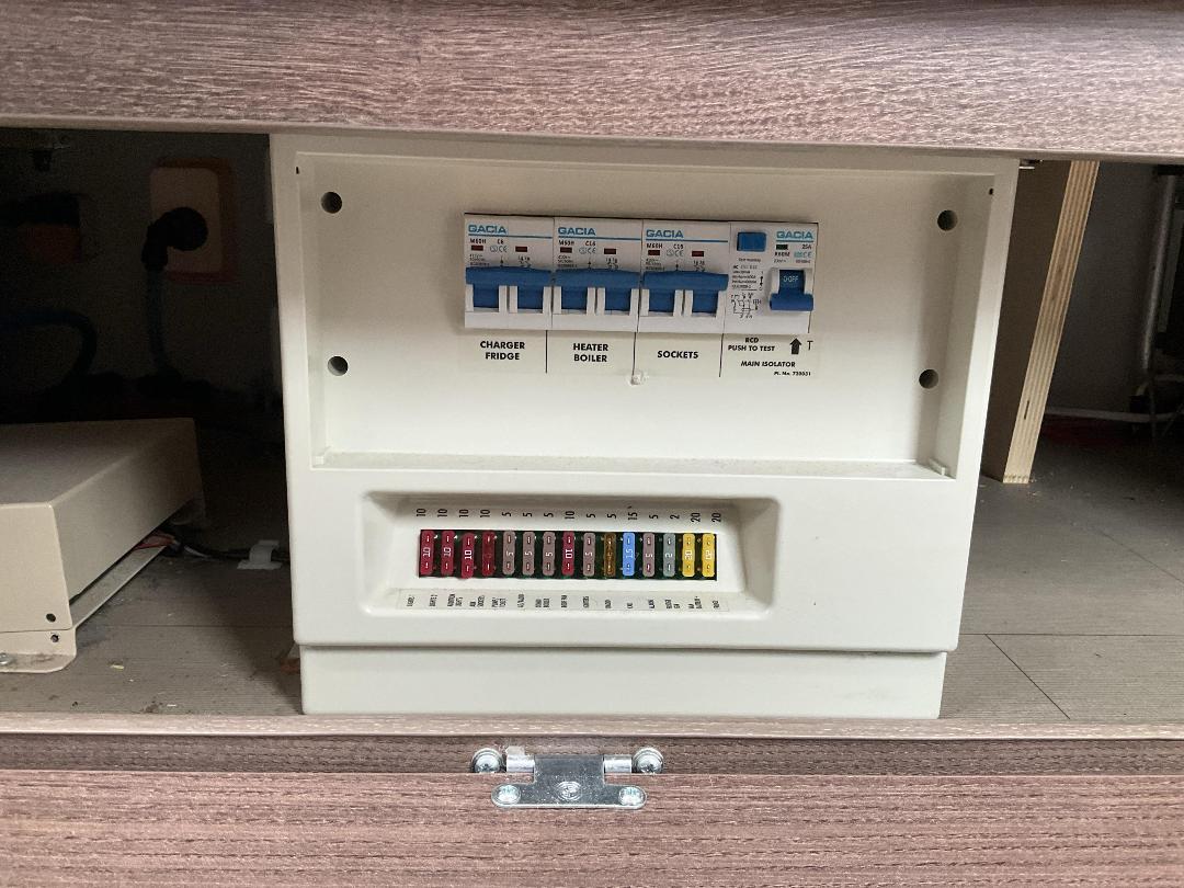 Photo '25' of ELDDIS BUCCANEER Caravan - Tandem Photo '25' of ELDDIS BUCCANEER Caravan - Tandem