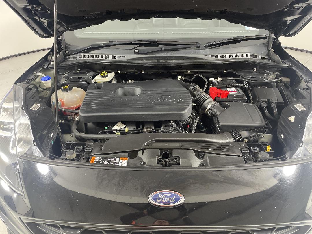 Photo '13' of Ford Escape