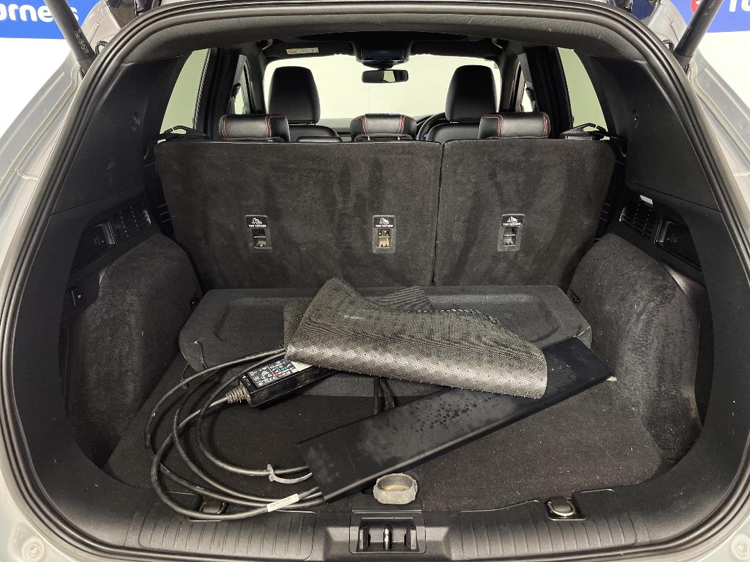 Photo '14' of Ford Escape