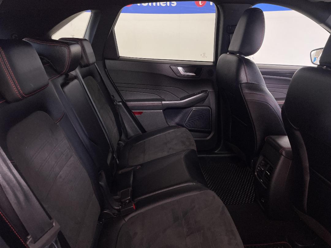 Photo '20' of Ford Escape