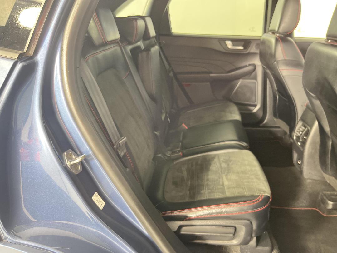 Photo '20' of Ford Escape