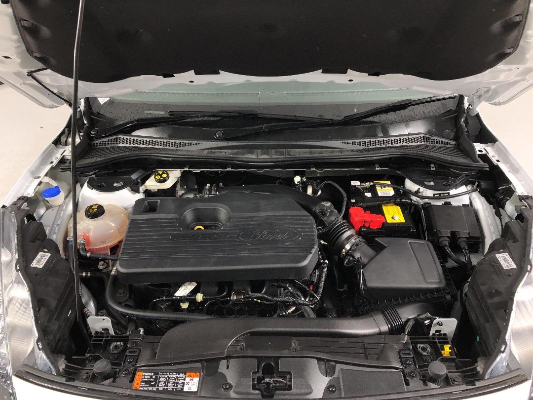 Photo '13' of Ford Escape