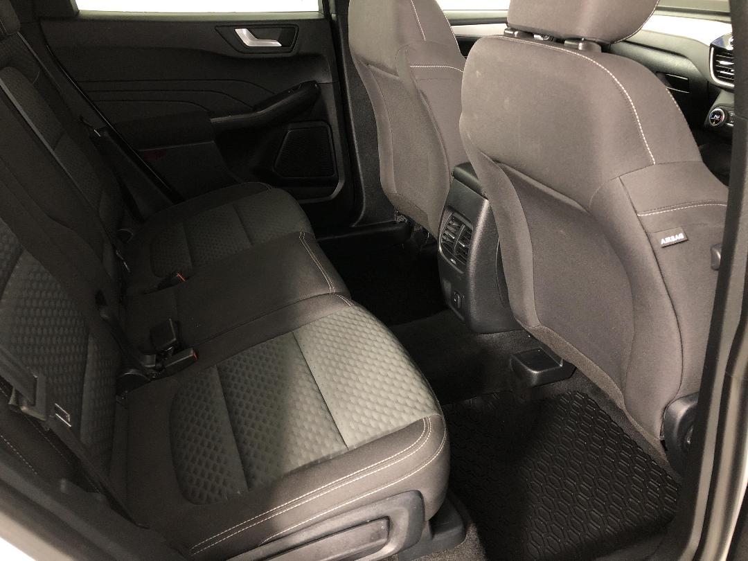 Photo '20' of Ford Escape