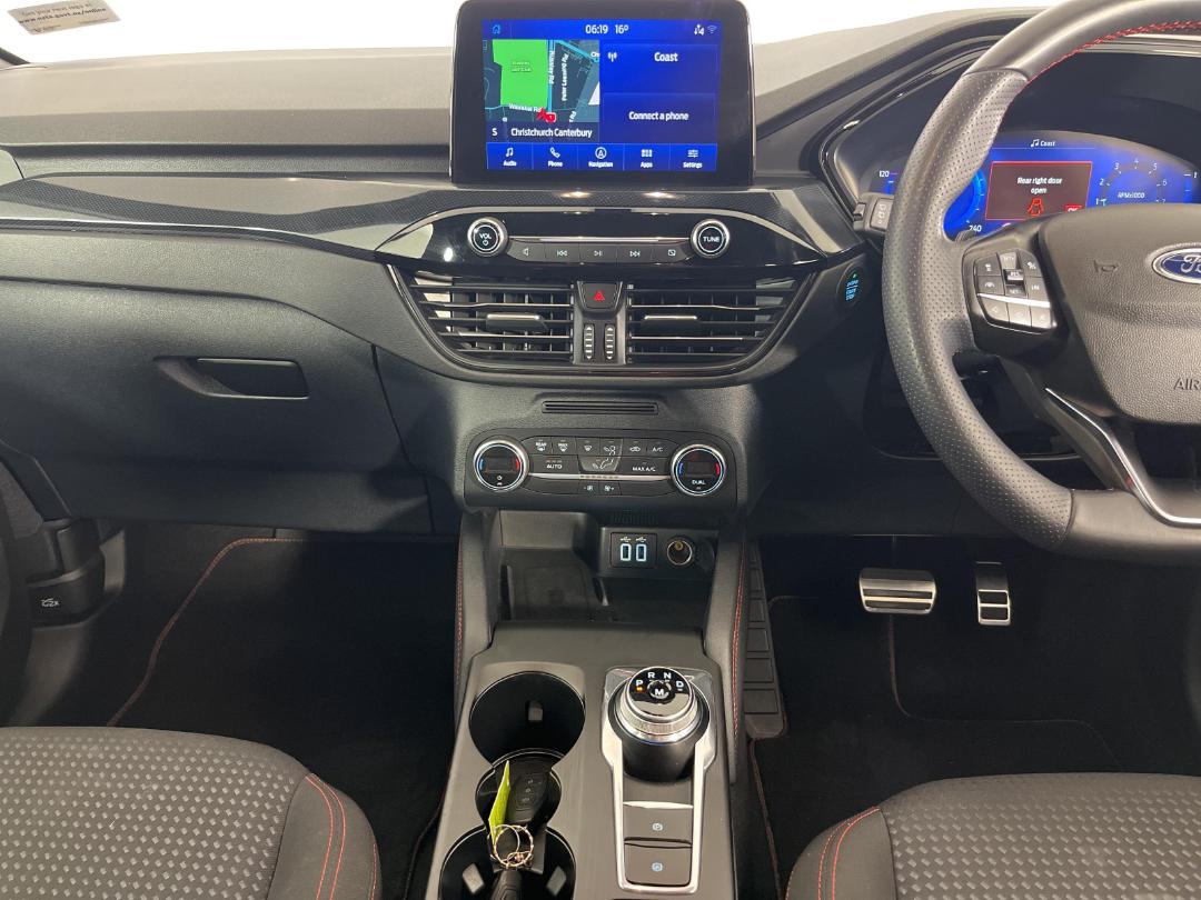 Photo '18' of Ford Escape