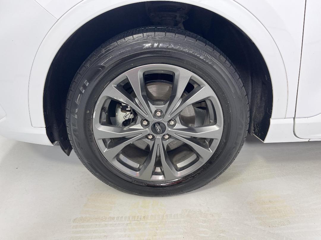 Photo '10' of Ford Escape Photo '10' of Ford Escape