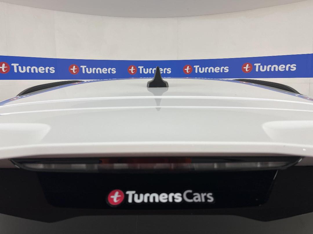 Photo '28' of Ford Escape Photo '28' of Ford Escape