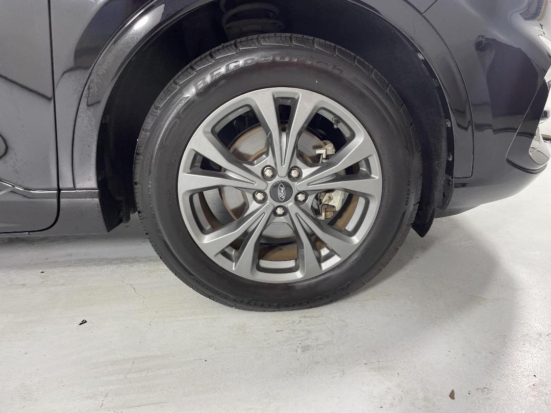 Photo '9' of Ford Escape Photo '9' of Ford Escape