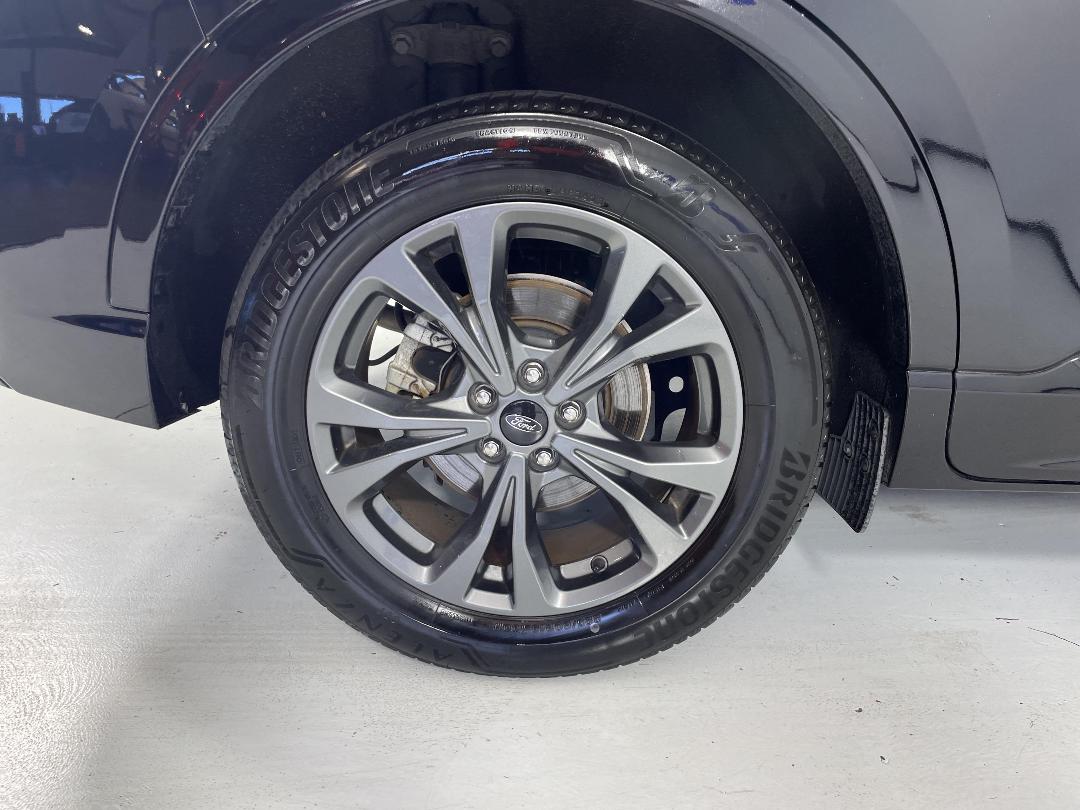 Photo '12' of Ford Escape Photo '12' of Ford Escape