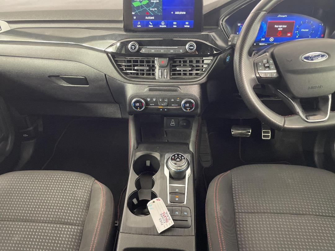 Photo '18' of Ford Escape Photo '18' of Ford Escape