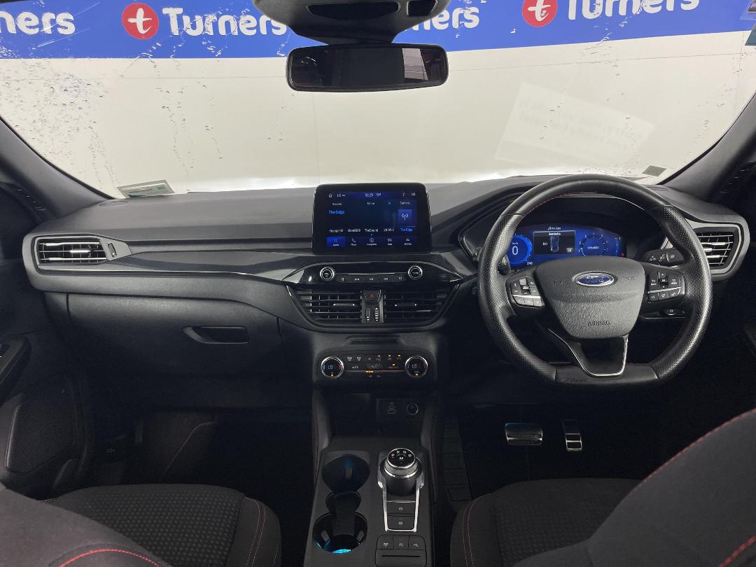 Photo '17' of Ford Escape