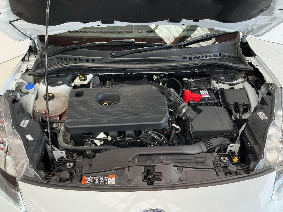 Photo '13' of Ford Escape