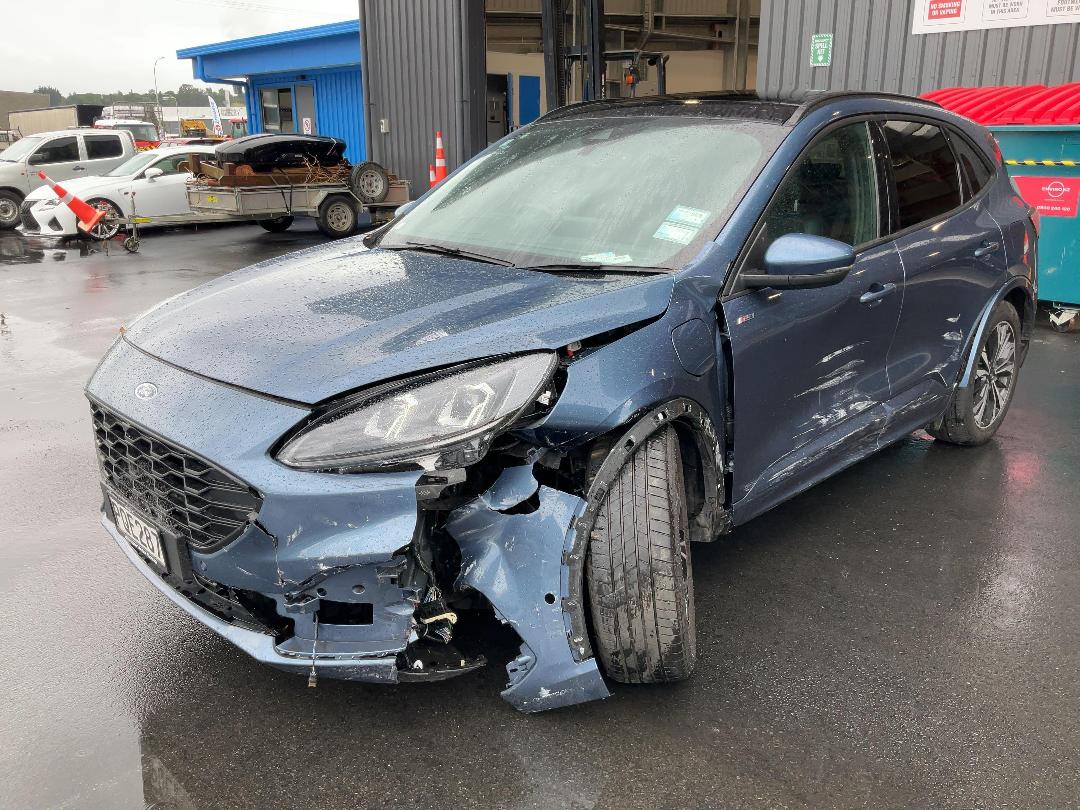 Photo '2' of Ford Escape ST-Line X Phev