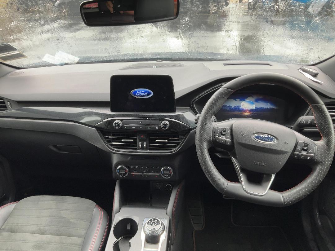 Photo '16' of Ford Escape ST-Line X Phev