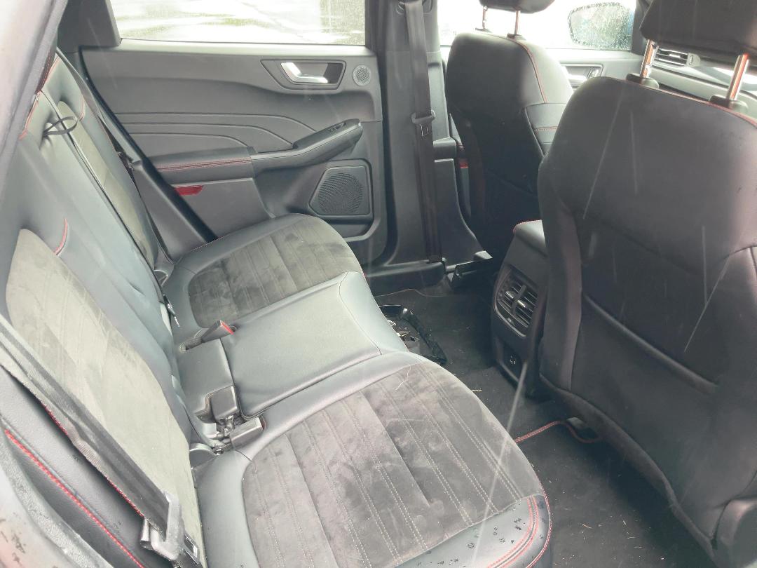 Photo '17' of Ford Escape ST-Line X Phev