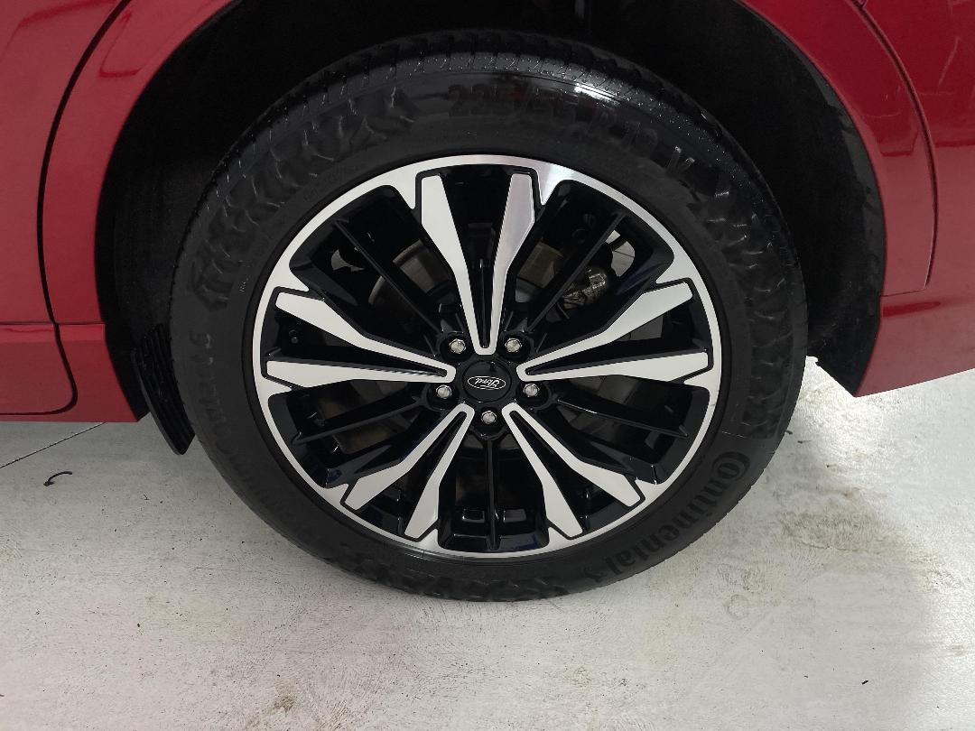 Photo '11' of Ford Escape Photo '11' of Ford Escape