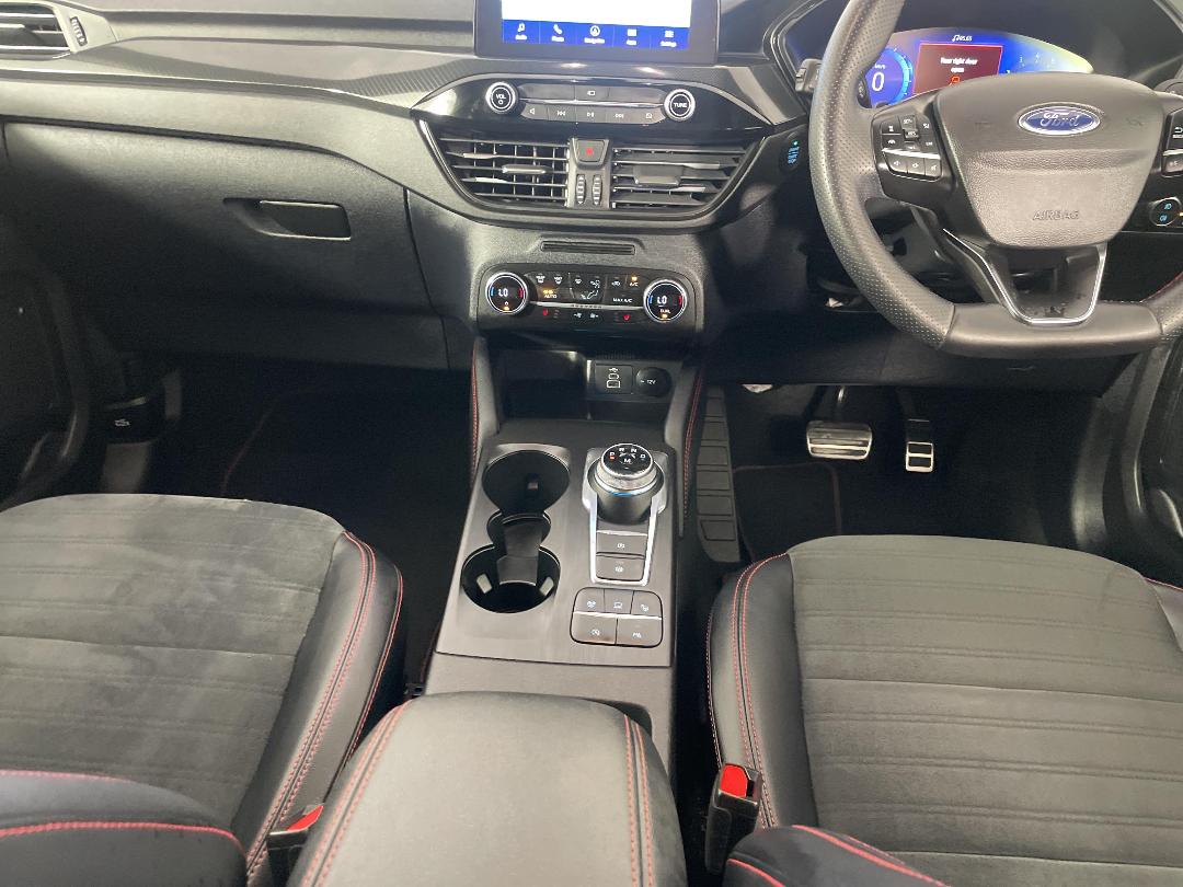 Photo '18' of Ford Escape Photo '18' of Ford Escape