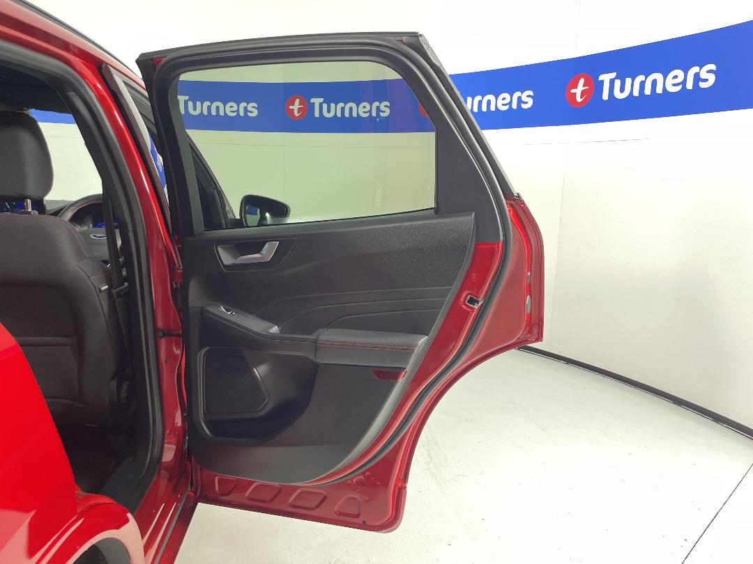 Photo '19' of Ford Escape