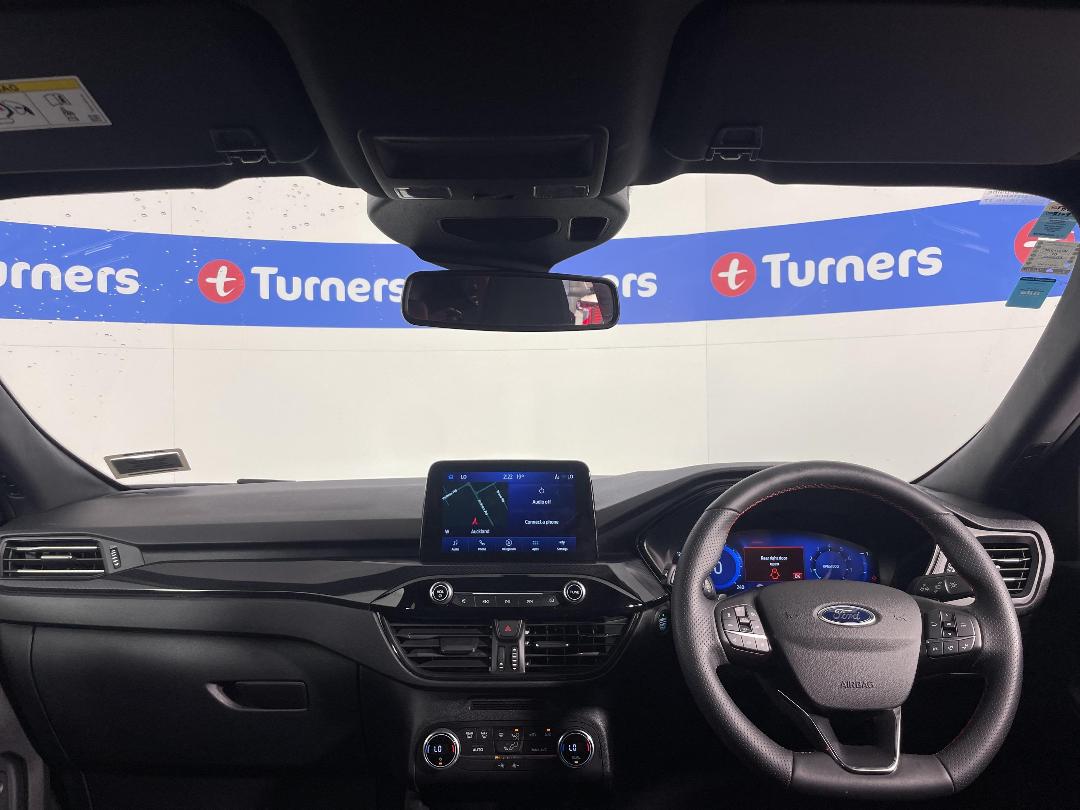 Photo '17' of Ford Escape