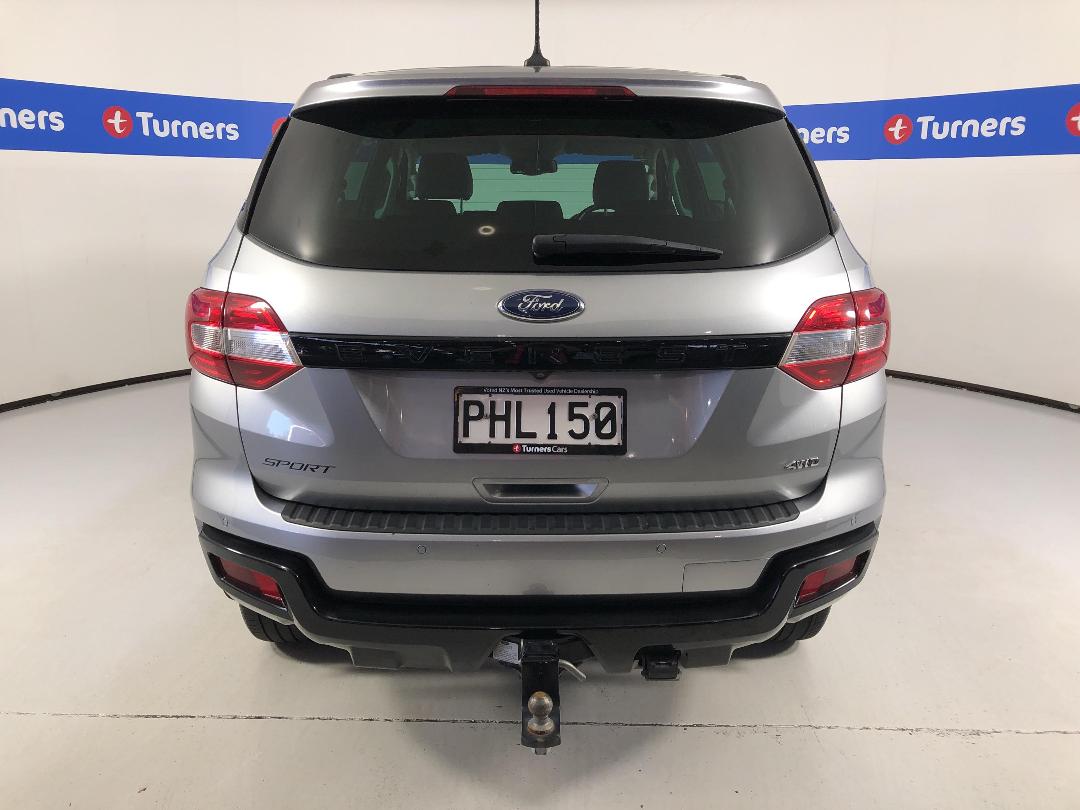 Photo '6' of Ford Everest Photo '6' of Ford Everest