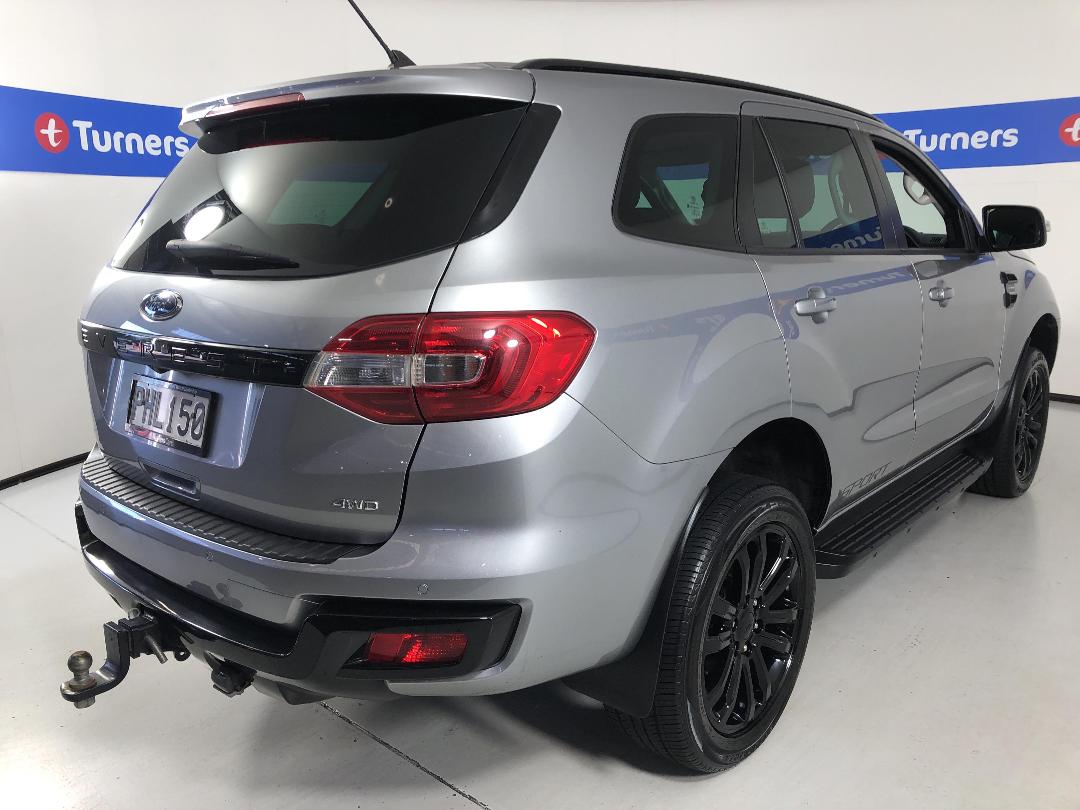 Photo '7' of Ford Everest Photo '7' of Ford Everest