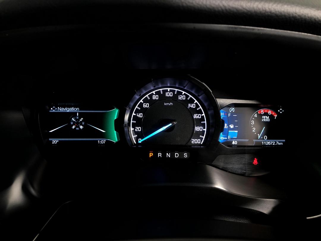 Photo '21' of Ford Everest