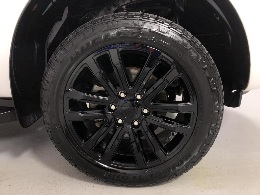 Photo '9' of Ford Everest