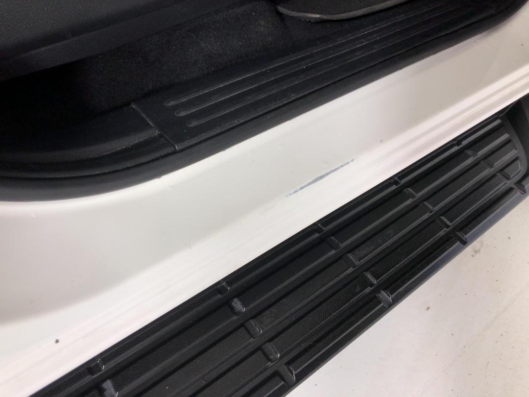 Photo '23' of Ford Everest