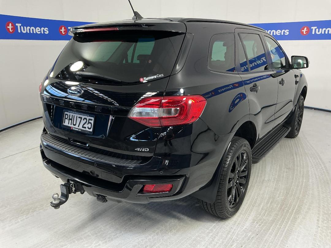 Photo '7' of Ford Everest Photo '7' of Ford Everest