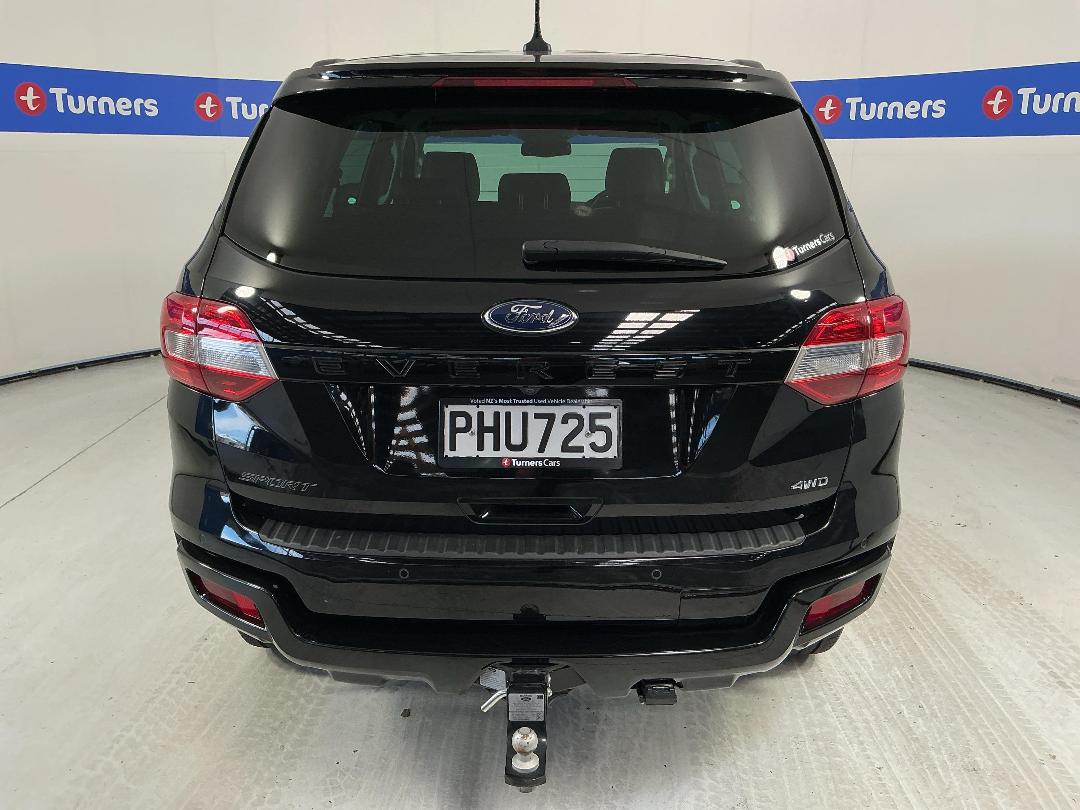 Photo '6' of Ford Everest Photo '6' of Ford Everest