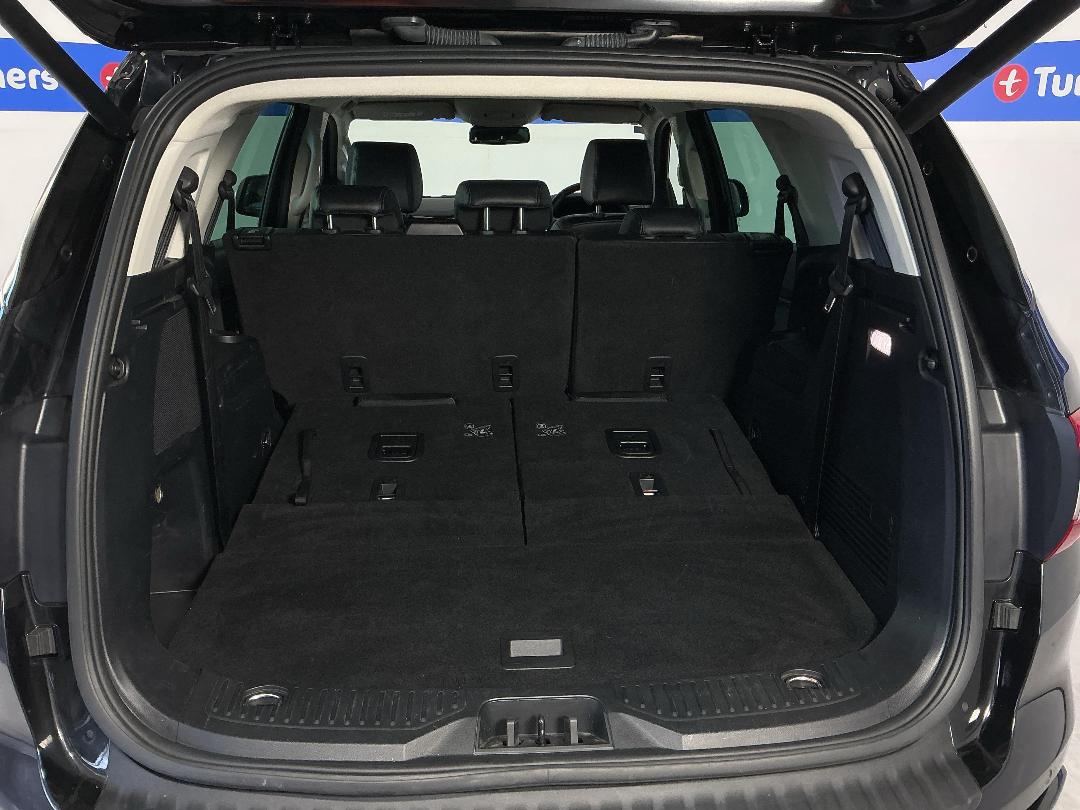 Photo '14' of Ford Everest Photo '14' of Ford Everest