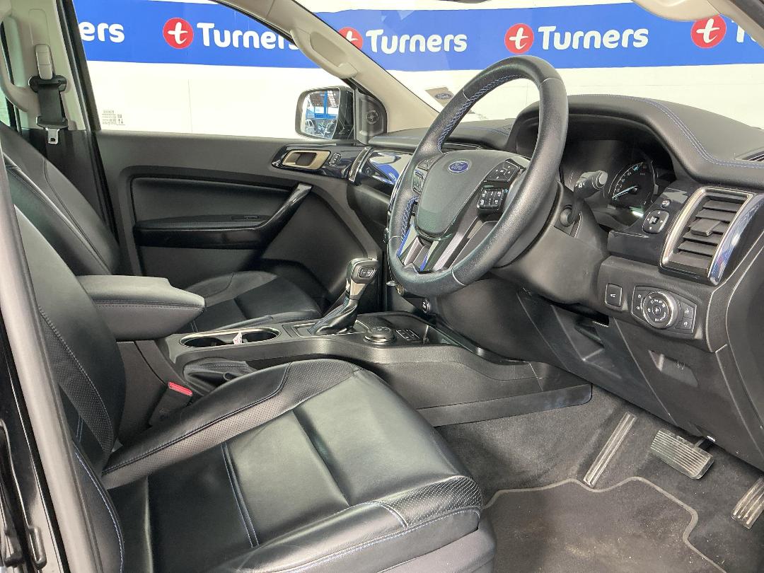 Photo '16' of Ford Everest Photo '16' of Ford Everest