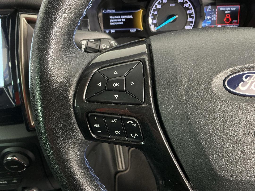 Photo '24' of Ford Everest Photo '24' of Ford Everest