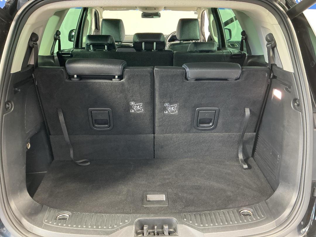 Photo '30' of Ford Everest Photo '30' of Ford Everest