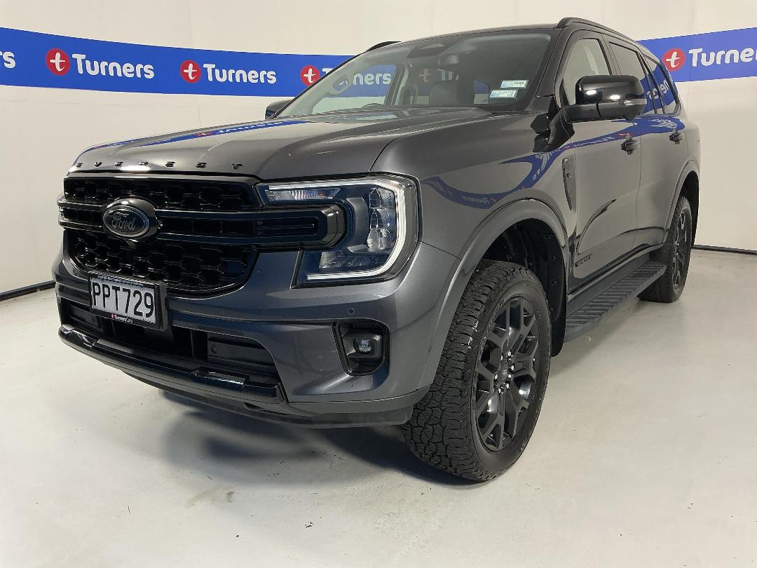 Photo '4' of Ford Everest