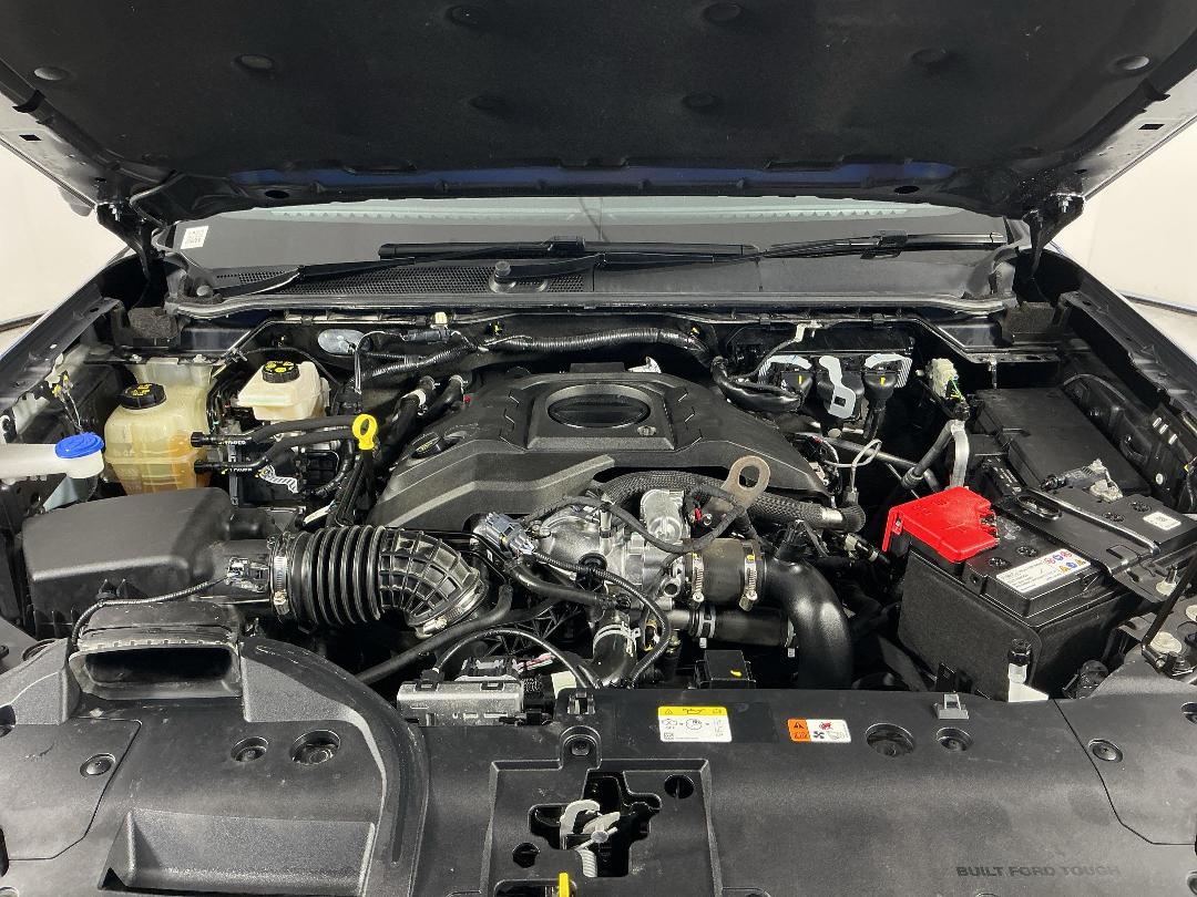 Photo '13' of Ford Everest