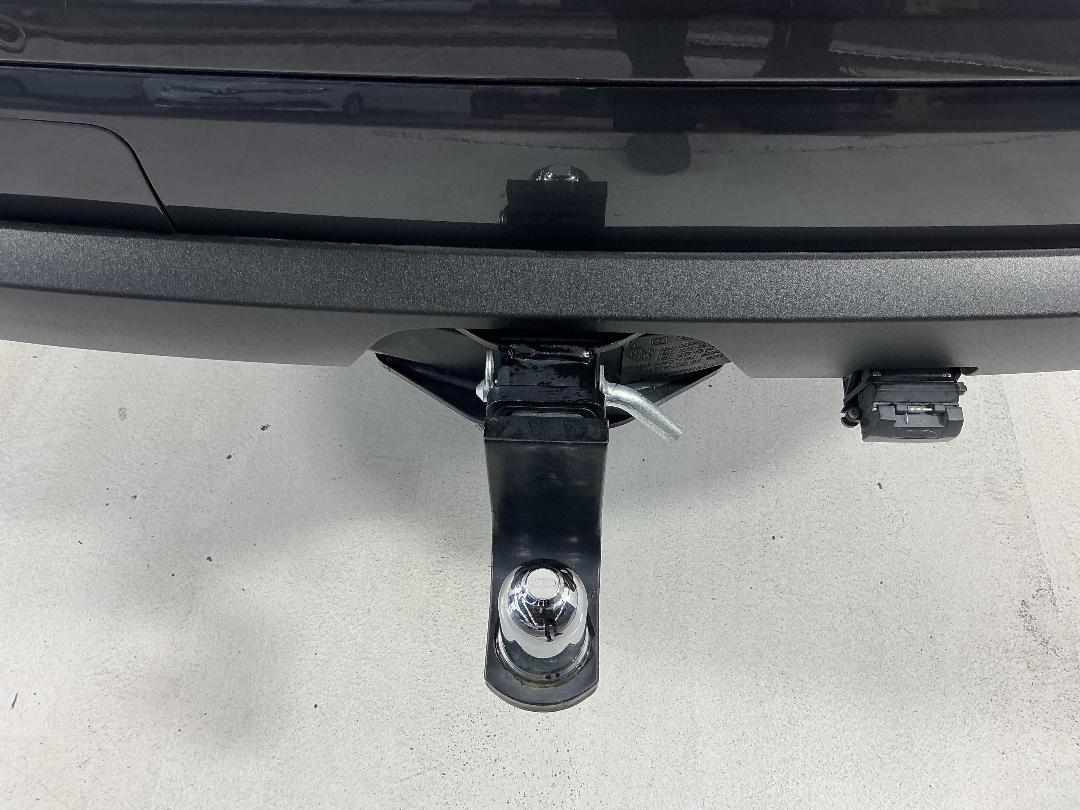 Photo '32' of Ford Everest