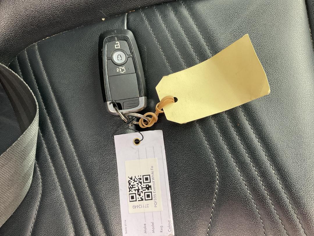 Photo '15' of Ford Everest Trend