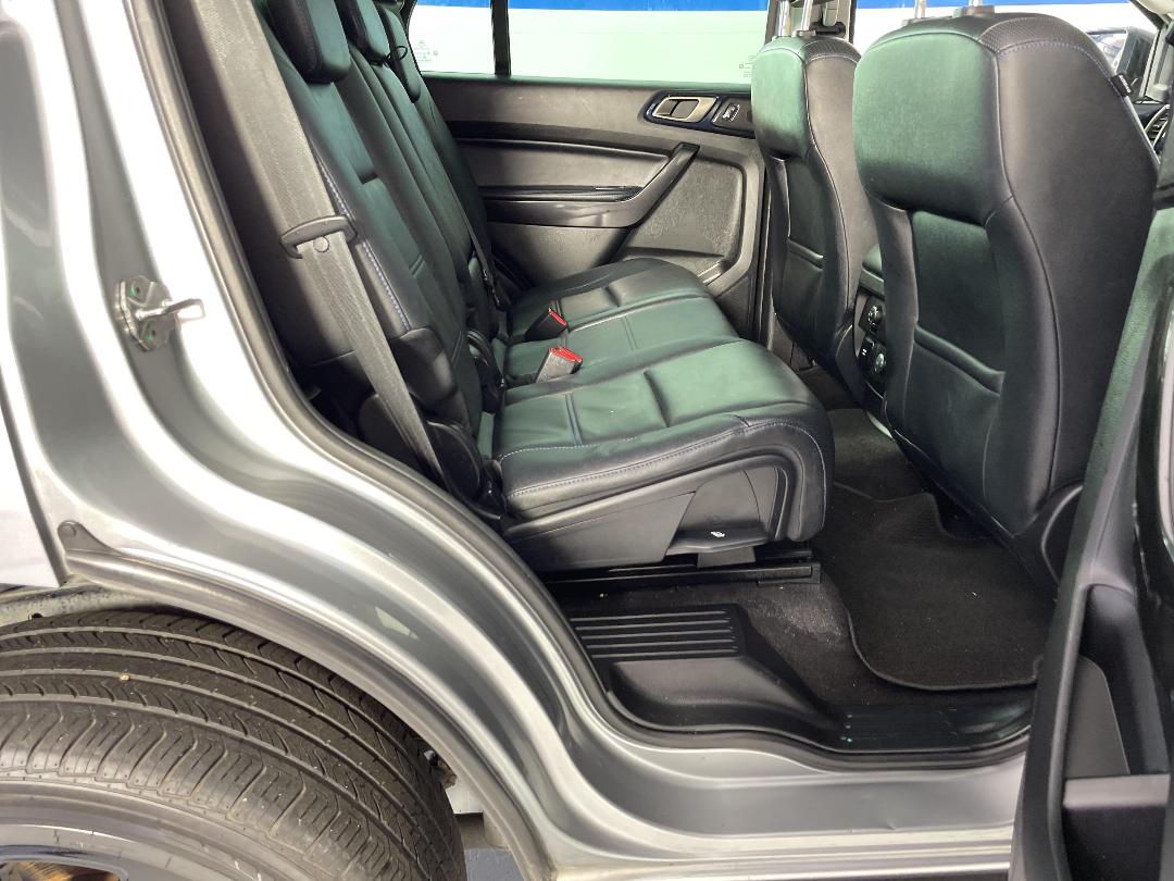 Photo '20' of Ford Everest