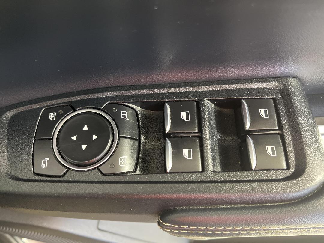 Photo '23' of Ford Everest Photo '23' of Ford Everest