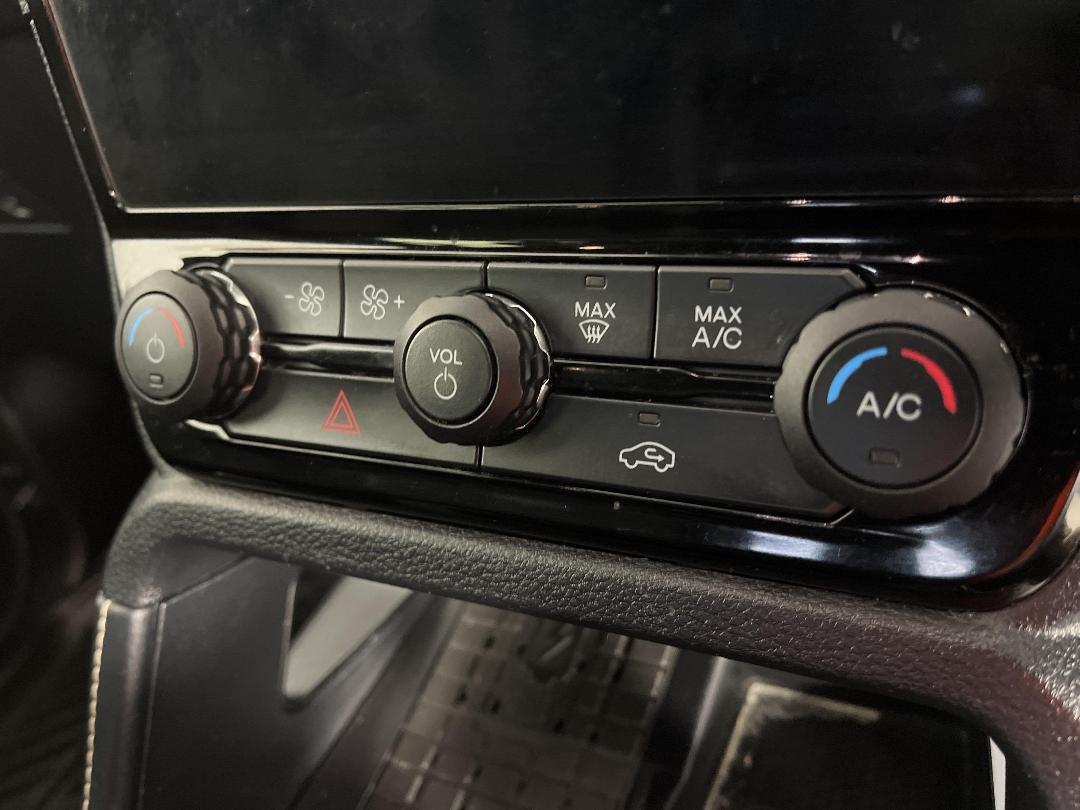 Photo '27' of Ford Everest Photo '27' of Ford Everest