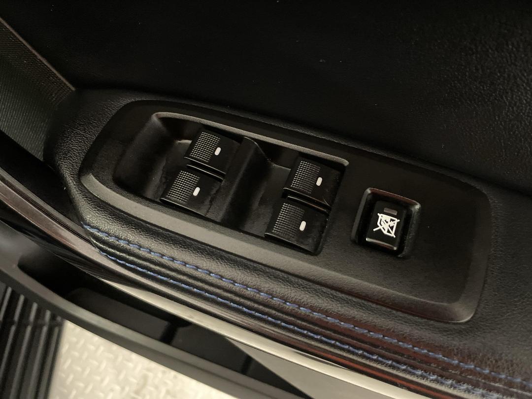 Photo '24' of Ford Everest