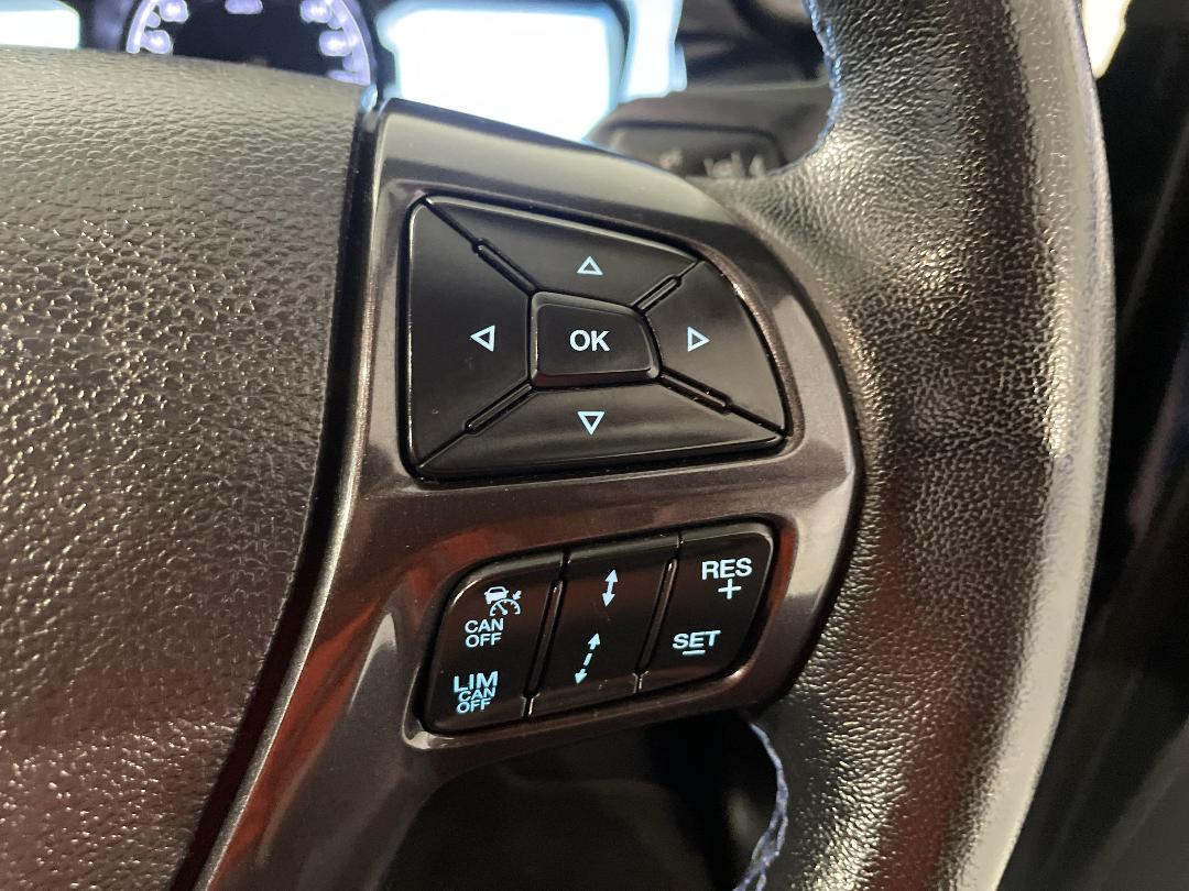 Photo '26' of Ford Everest