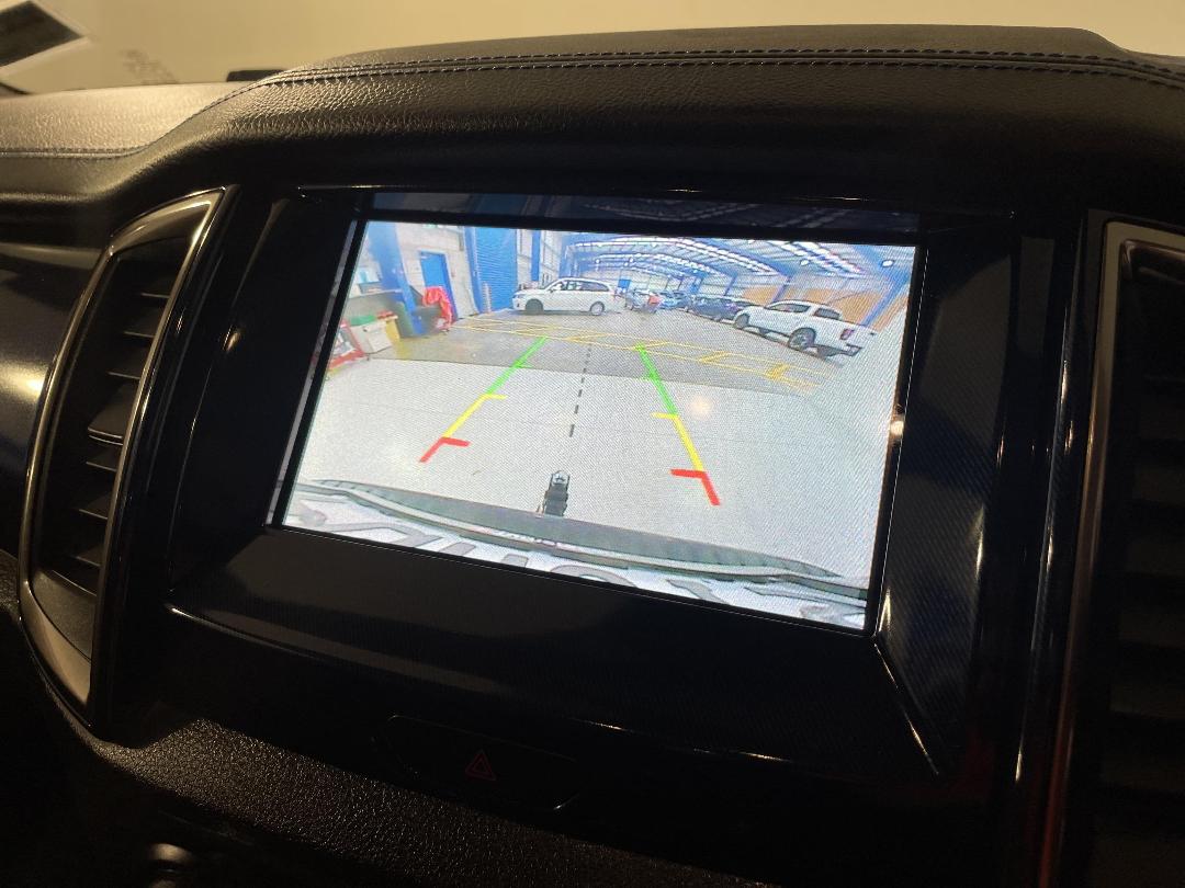 Photo '30' of Ford Everest