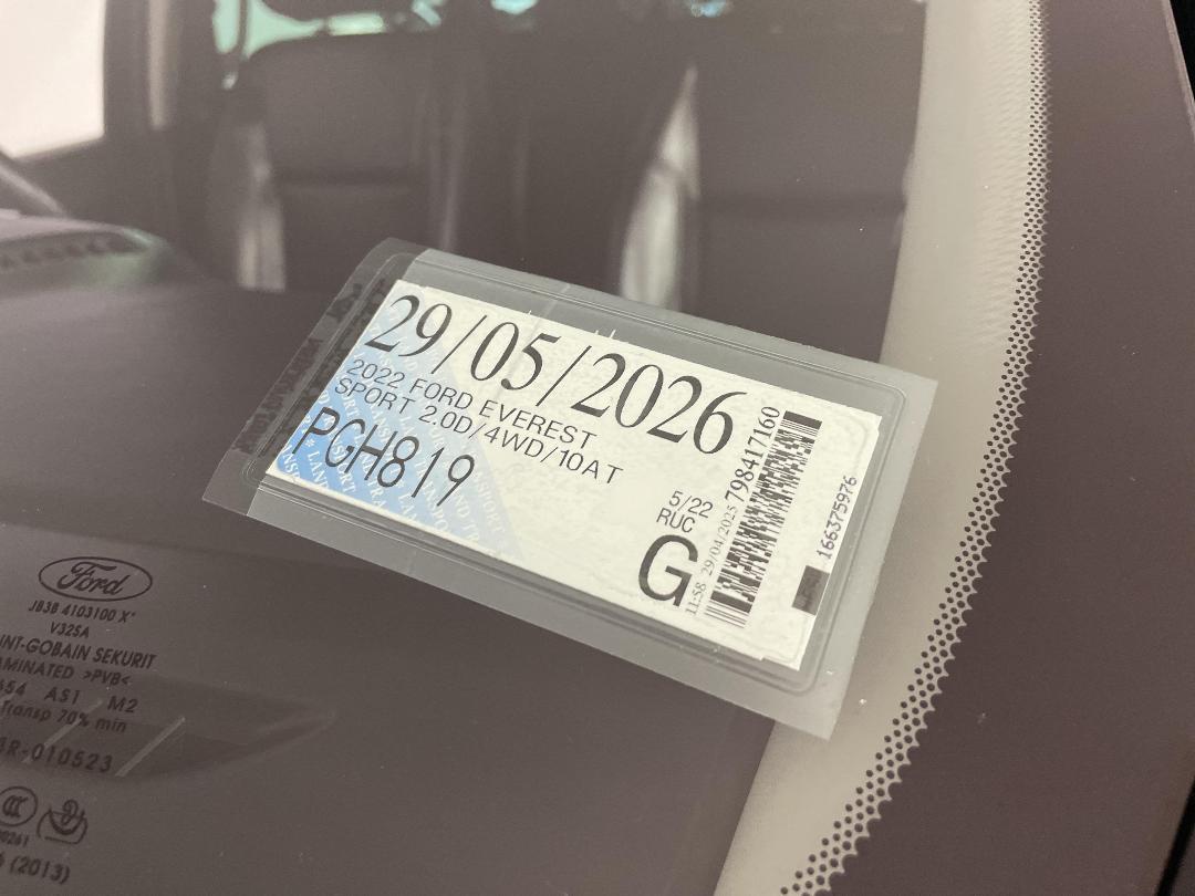 Photo '35' of Ford Everest