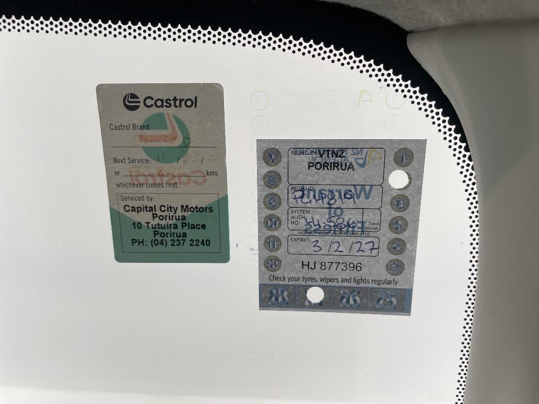 Photo '34' of Ford Everest