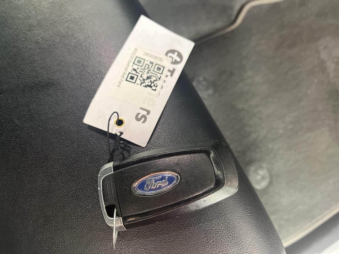 Photo '22' of Ford Everest Photo '22' of Ford Everest