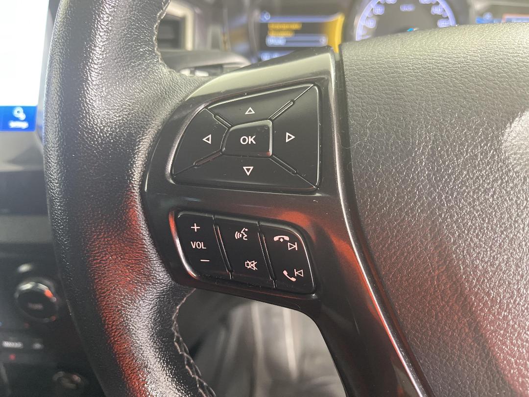 Photo '24' of Ford Everest