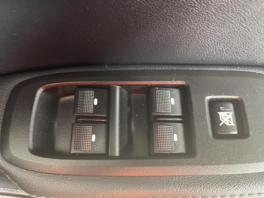 Photo '27' of Ford Everest