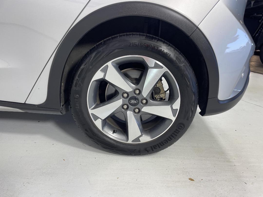 Photo '11' of Ford Focus